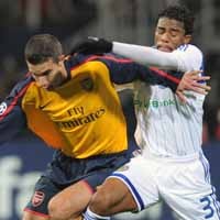 Gallas Selamatkan Arsenal