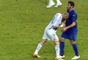 Zidane Menyesal Tanduk Materazzi