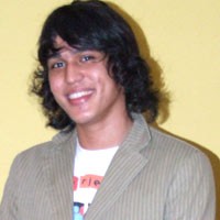 Marcel Chandrawinata Acungi Sepuluh Jempol Orang Berpuasa