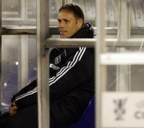 Lawan Lemah, Van Basten Tetap Bahagia