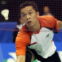 Taufik Tersingkir, Sony Melaju