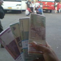 Jelang Lebaran, Penjaja Uang Pecahan di Lebak Bulus Marak