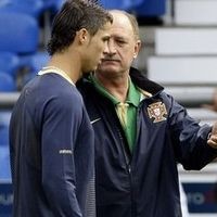 Scolari Buka Pintu Buat Ronaldo