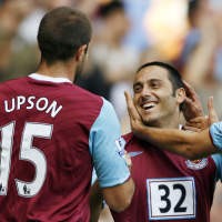 Zola Langsung Beri West Ham Kemenangan