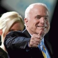 McCain: Bush Gagal Mencegah Terjadinya Krisis Finansial