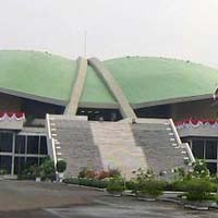 ICW Laporkan 77 Anggota DPR ke BK