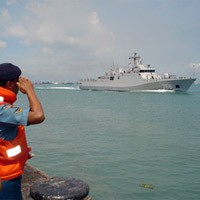 KRI Sultan Hasanuddin Tampilkan Seni Tradisional di Korsel
