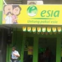 Bakrie Tambah Kapasitas Telepon-SMS