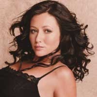 Aksi Hitam Putih Shannen Doherty