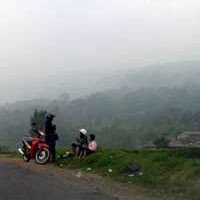 Jalur Mudik Sarangan-Tawangmangu Rawan Longsor