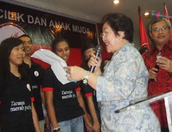 Megawati Peduli Mudik di Nagrek