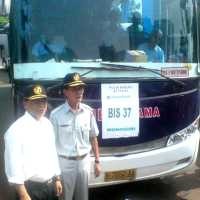 Cegah Naik Motor, Para Bikers Mudik Gratis