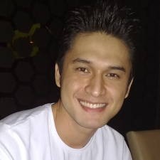 Ingin Eksis, Indra L. Brugman Nyanyi Dangdut