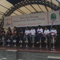 Seribu Guru Tangisi Laskar Pelangi 