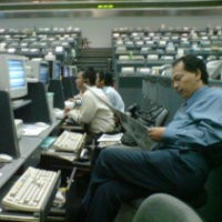 Pasar Saham Lokal Ikut Bimbang