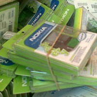 Ribuan Asesoris Handphone Palsu asal Jakarta Disita