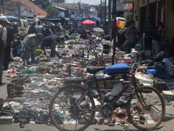 Pasar Barang Bekas Korban PHK