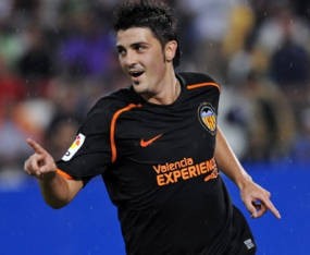 Dua Gol Villa Menangkan Valencia
