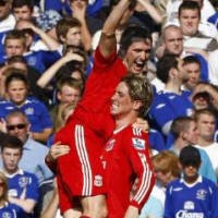 Torres Bawa The Reds Unggul 2-0