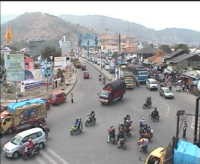 Kendaraan di Merak Antre 3 Km, Kapal Roro Antre Dermaga