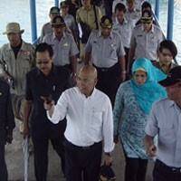 Menhub Tinjau Arus Mudik di Pelabuhan Ketapang