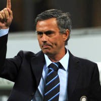 Mourinho Serang Pers & Ranieri