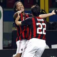 Gol Ronaldinho Menangkan Milan
