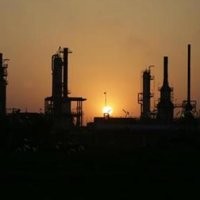 Harga Minyak Terus Merosot