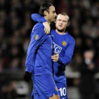 MU Menang, Berbatov Cetak Dua Gol