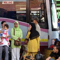 Pemudik Lewat Terminal Purabaya Capai 397.792 Orang 