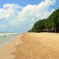 Fasilitas Pantai Lombang Dikeluhkan Para Wisatawan