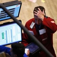 Wall Street Kembali Tergelincir