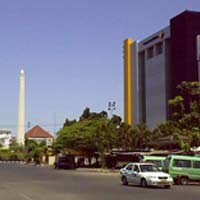 Denyut Kota Surabaya Mulai Terasa