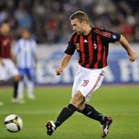 Sheva Menangkan Milan