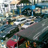 Arus Balik di Dermaga Ujung Meningkat 15 Persen