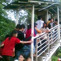 Bubaran Ragunan, Halte Busway SMK 57 Padat