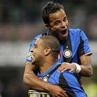 Inter Tempel Lazio di Puncak Klasemen