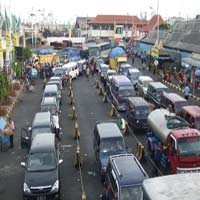 Sling Kapal Putus, Antrean Kendaraan di Ujung Mengular