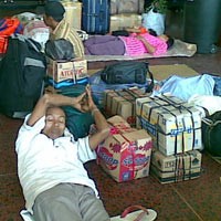 Ratusan Penumpang di Pulau Kangean Terlantar