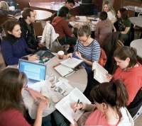 Survei:
Wi-Fi Mampu Dongkrak Nilai Mahasiswa