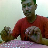 Nyaru Jadi Tukang Parkir, Residivis Edarkan Ekstasi ke Purel