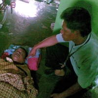 Pria Gantung Diri Setelah Menjemur Burung