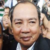 Burhanuddin Abdullah Hadapi Tuntutan