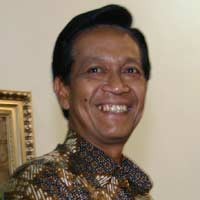 Sri Sultan Resmi Terima Keppres Perpanjangan Jabatan