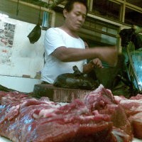 Harga Daging Sapi dan Ayam Masih Tinggi