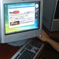 Genjot Pendapatan, Youtube Jualan Musik dan Game