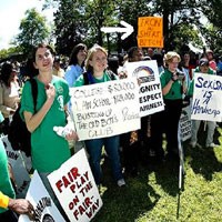 Tampilkan Putri Gemuk, Video Game Dikecam