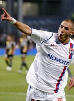 Kisah Barca Berburu Benzema