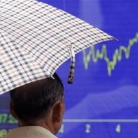 Bursa Dunia Sempat Anjlok 10%