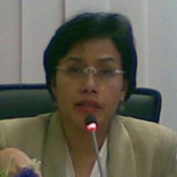 Sri Mulyani Ditinggalkan Ibunda